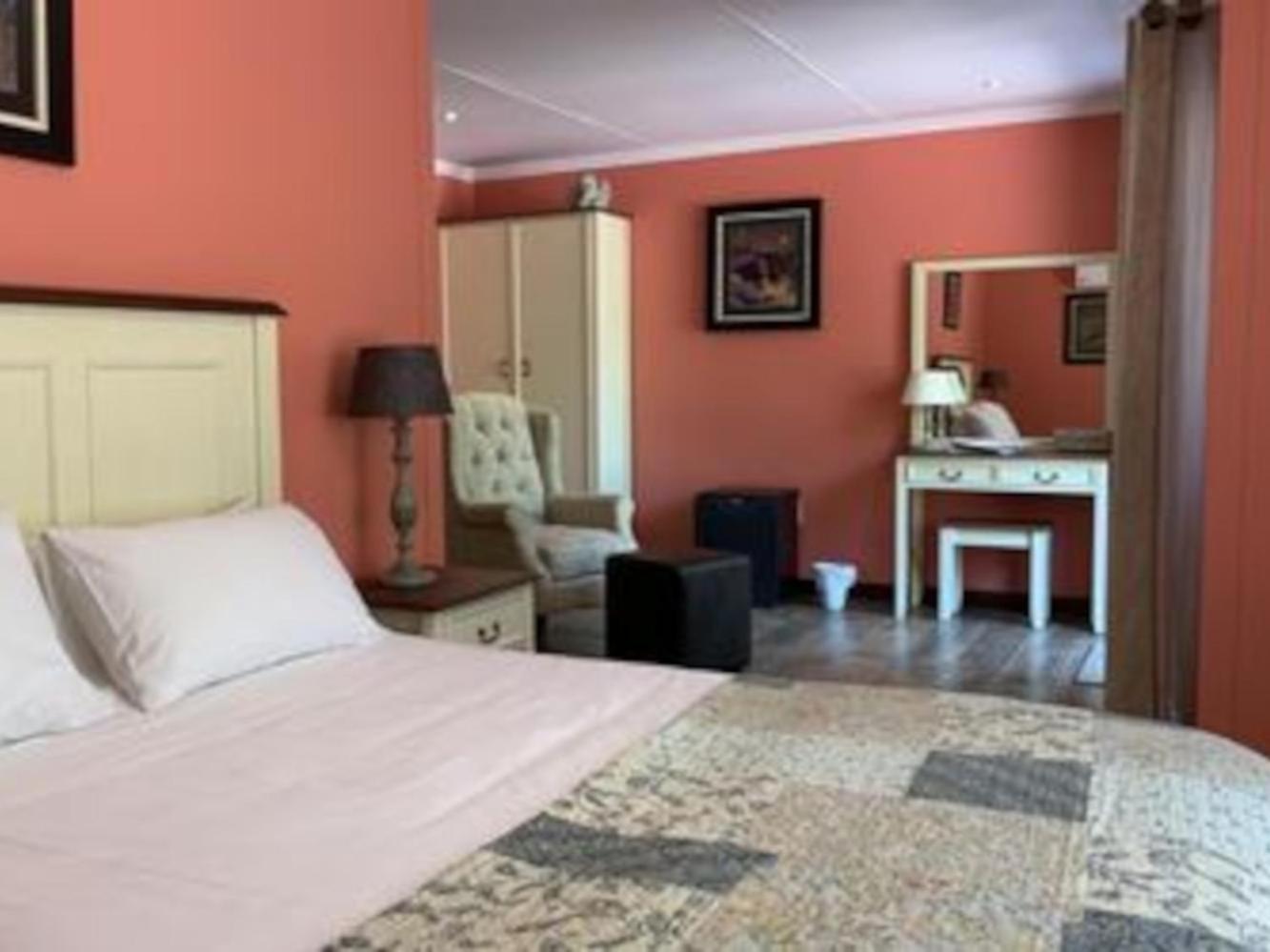 Casta Diva Boutique Hotel Претория Стая снимка